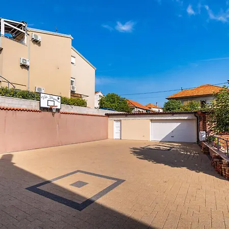 Holiday home Yespeace Zadar