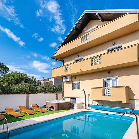 Yespeace Holiday home Zadar